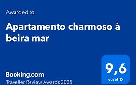 Apartamento charmoso à beira mar